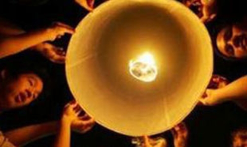 Đèn trời bị cấm từ 15/9 tới