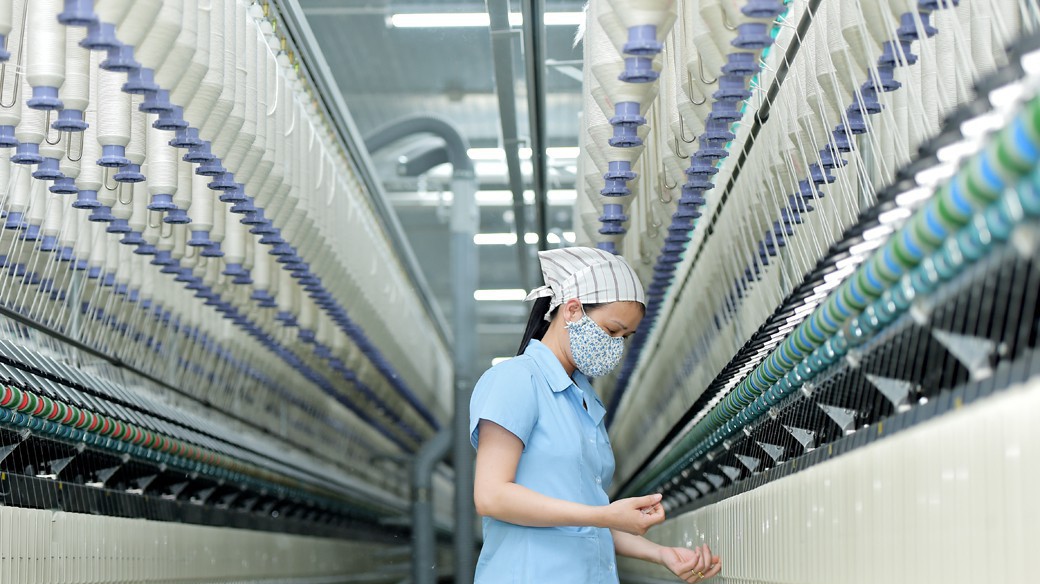 Ngành dệt may đứng trước bài toán tự chủ nguồn nguyên liệu.