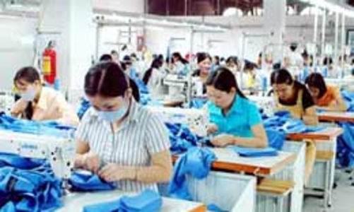 Nhập khẩu vẫn tăng cao hơn xuất khẩu 