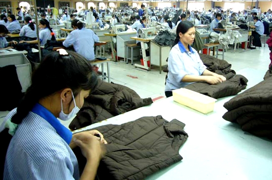 Một số doanh nghiệp dệt may vừa và nhỏ trong tháng 10 đã bị giảm đơn hàng từ 15% - 20% so với cùng kỳ.