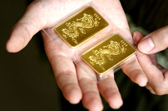 Trước cơn sốt vàng, rất nhiều chuyên gia trên thế giới đã cảnh báo tình trạng “quả bóng vàng” sẽ xì hơi do giá trị của chúng bị định giá quá cao so với thực tế.