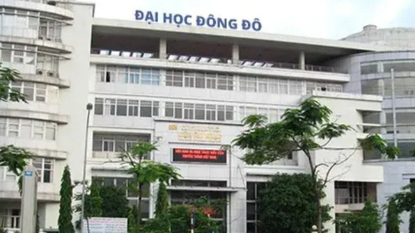 Đại học Đông Đô.