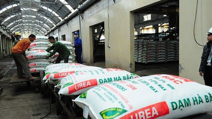 Tại thời điểm 30/6/2019 theo báo cáo tài chính hợp nhất giữa niên độ của công ty đang phản ánh tổng số nợ ngắn hạn lớn hơn tài sản ngắn hạn là 2.521,77 tỷ đồng.