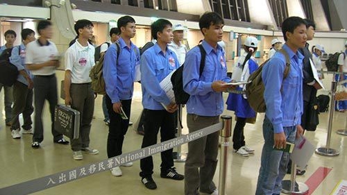 Lao động Việt Nam đi nước ngoài làm việc trái phép tiềm ẩn nhiều nguy cơ rủi ro hơn so với đi theo con đường hợp pháp. Ảnh minh họa.