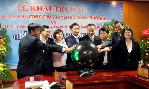 Bộ Công Thương triển khai dịch vụ công trực tuyến