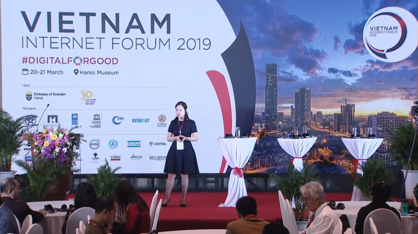 Tọa đàm "Chính phủ điện tử vì những điều tốt đẹp".