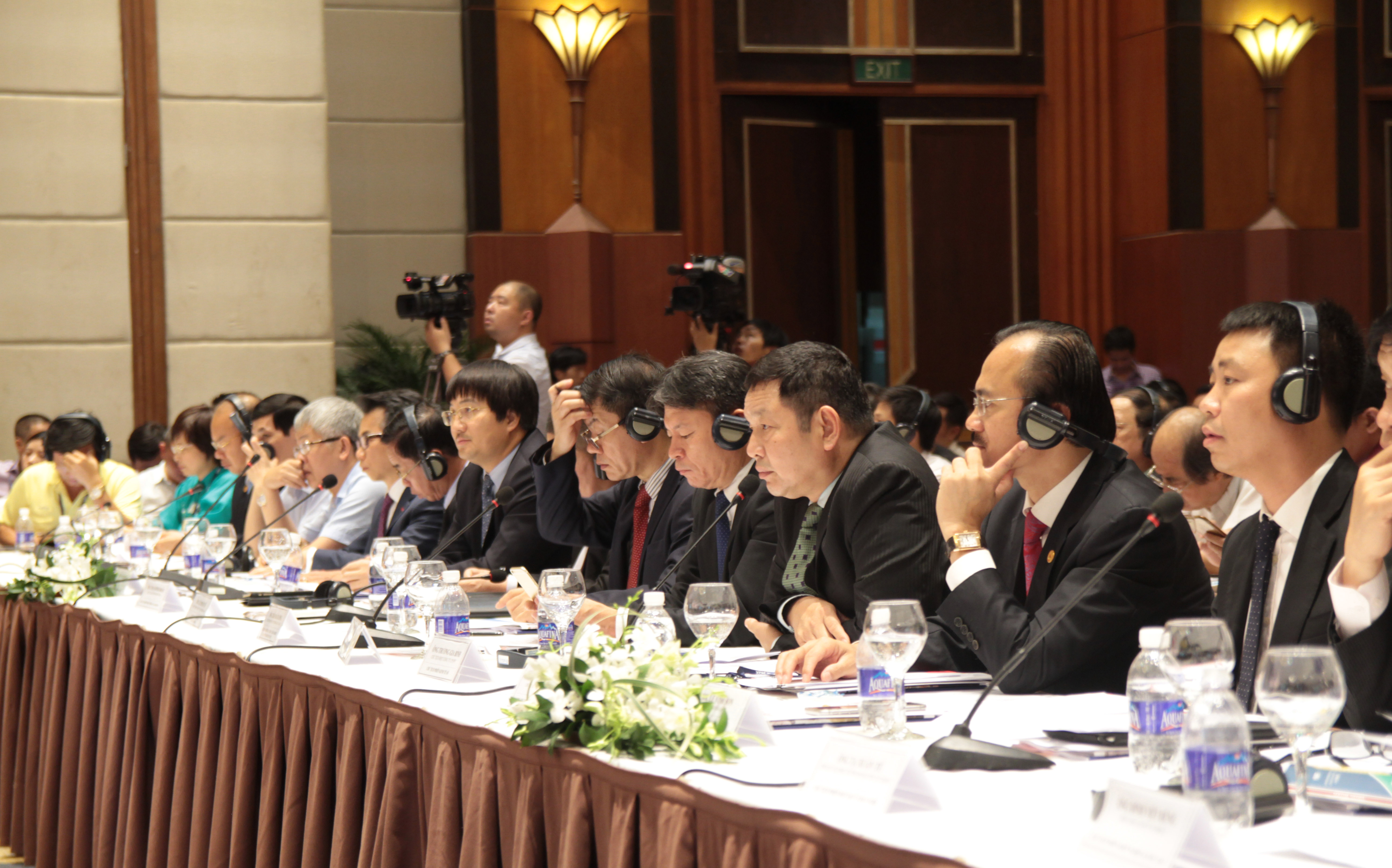 Hơn 500 doanh nhân là chủ doanh nghiệp tư nhân tham dự diễn đàn.