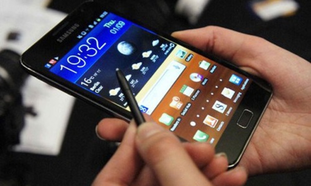 Người dùng smartphone dần nhận thấy rằng sóng di động để thực hiện các dịch vụ thông thường như thoại, nhắn tin là chưa đủ. Họ cần được cung cấp kết nối Internet chất lượng từ điện thoại di động.