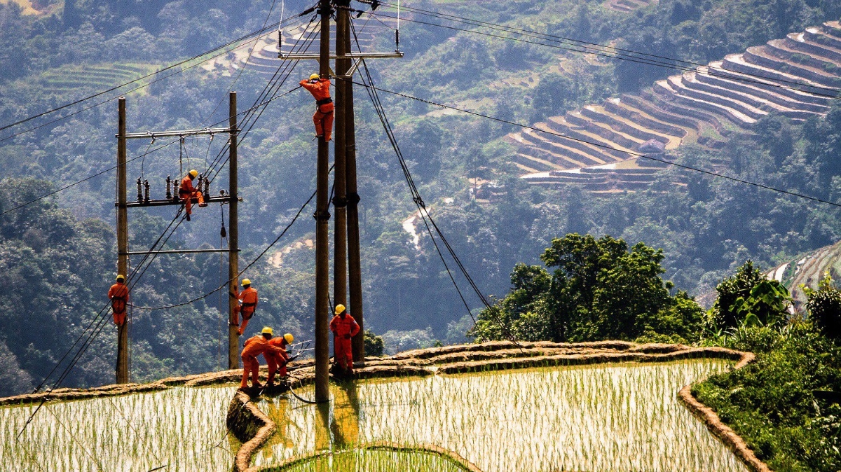 EVN có nhiều nỗ lực trong việc đưa điện về nông thôn, hải đảo