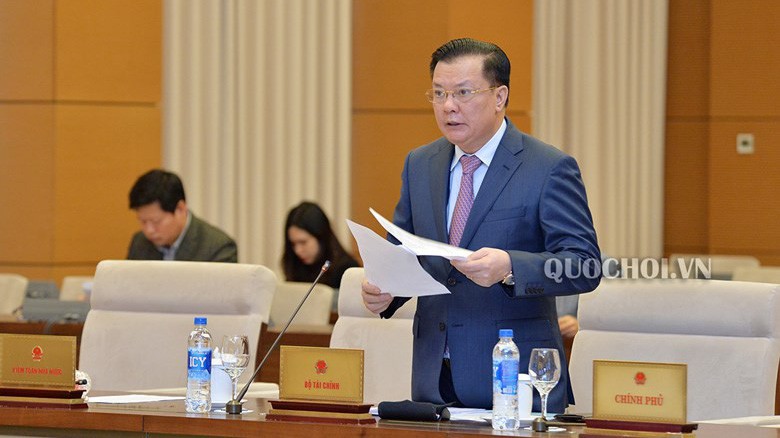 Bộ trưởng Bộ Tài chính Đinh Tiến Dũng trình tờ trình về xoá nợ thuế 