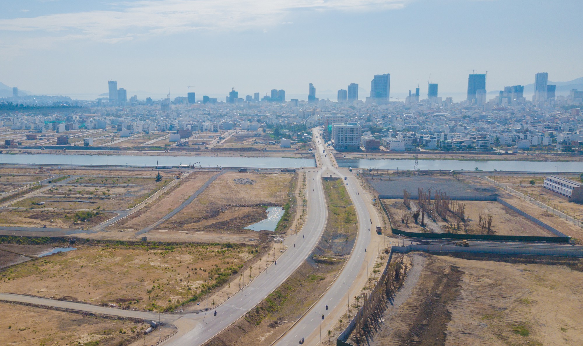 Giới đầu tư Hà Nội âm thầm đổ vốn vào bất động sản Nam Trung Bộ - Ảnh 2.