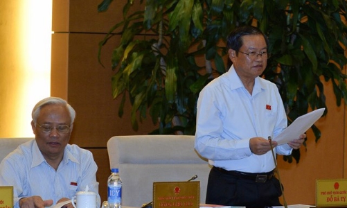 “Giải cứu hết dưa hấu đến thịt lợn thì cần phải xem lại”