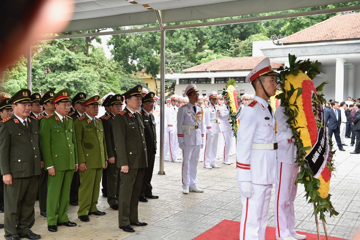 Hình ảnh lễ viếng Chủ tịch nước Trần Đại Quang - Ảnh 17.