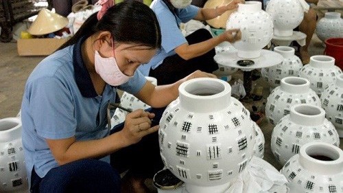 Bộ Tài chính đề xuất áp mức thuế thu nhập doanh nghiệp cho nhóm doanh nghiệp nhỏ và vừa xuống còn 15-17%, thay vì mức 20% như hiện nay.