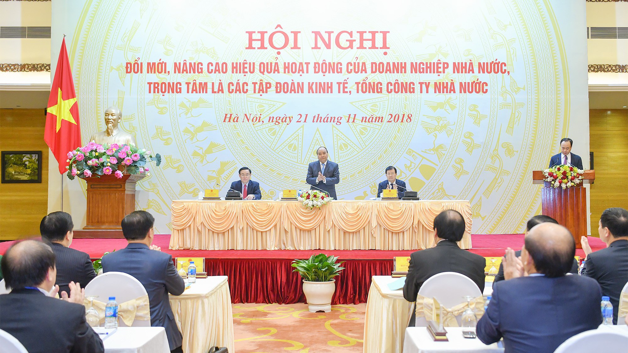 Bên cạnh việc đánh giá lại 3 năm triển khai đổi mới, cơ cấu lại doanh nghiệp nhà nước, hội nghị cũng tập trung bàn bạc, thảo luận về các giải pháp thúc đẩy hoạt động của khối doanh nghiệp này.