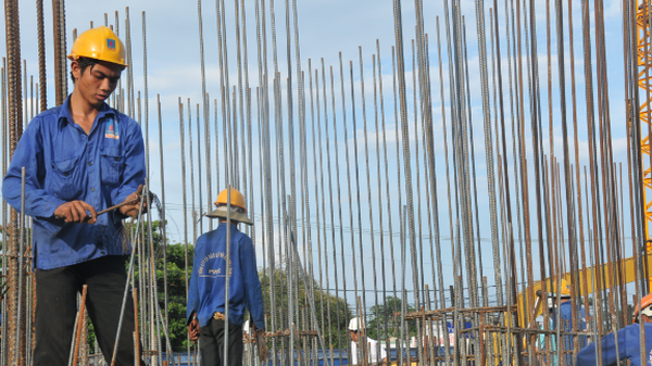 Trong 10 tháng có tới 105.125 doanh nghiệp thành lập mới. 