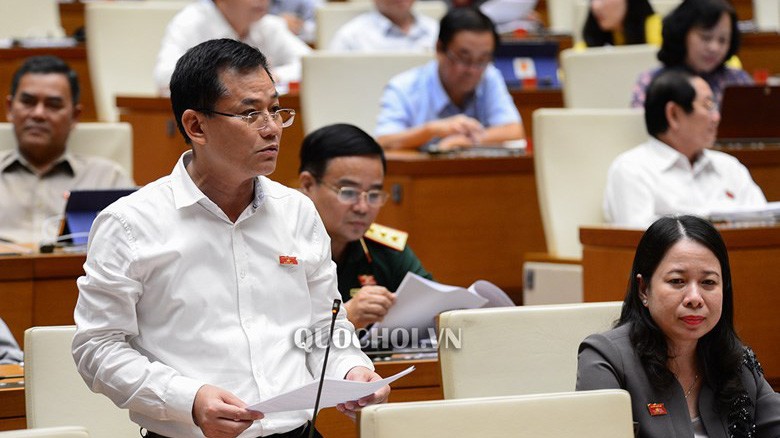 Đại biểu Đôn Tuấn Phong lo ngại về an toàn hàng không 