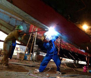 Đóng tàu là lĩnh vực được đánh giá là có nhiều cơ hội trong hợp tác giữa Việt Nam và Ba Lan - Ảnh minh họa.