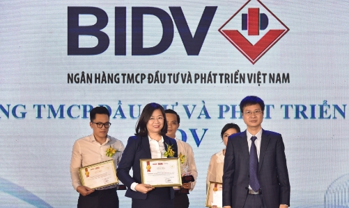 Dịch vụ Thu hộ học phí của BIDV vào Top 10 “Tin & Dùng” 2019 