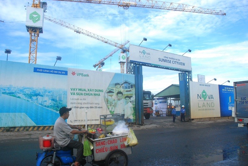 Bên ngoài một dự án của Novaland.<b> </b>