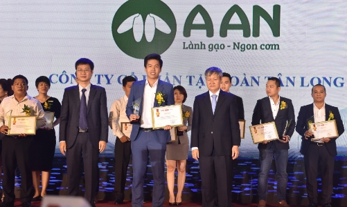 Gạo A An lọt Top 100 sản phẩm Tin & Dùng Việt Nam 2019