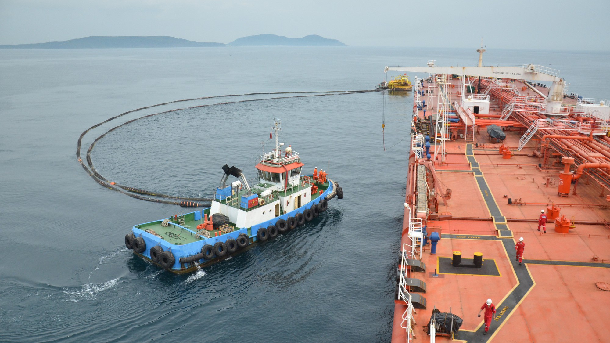 Địa chỉ trụ sở chính: Công ty TNHH một thành viên Lọc - Hóa dầu Bình Sơn: Số 208, đường Hùng Vương, phường Trần Phú, thành phố Quảng Ngãi, tỉnh Quảng Ngãi.