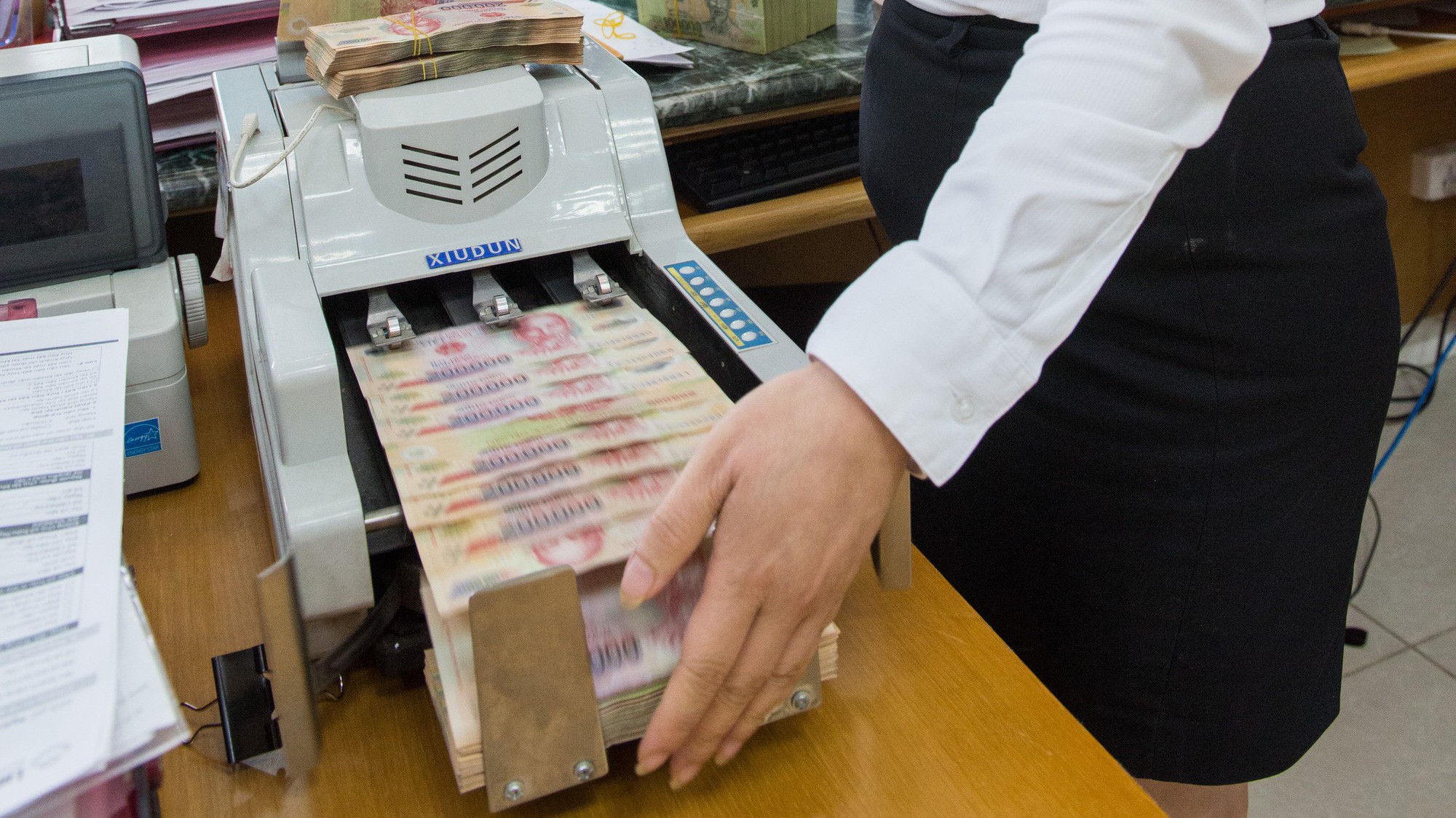 Hạn mức chi trả sau khi nâng lên 75 triệu đồng, theo số liệu từ Bảo hiểm Tiền gửi Việt Nam, đã đảm bảo bảo vệ được nhiều người gửi tiền nhỏ, thiếu thông tin về hoạt động ngân hàng (chiếm hơn 80% người gửi tiền).