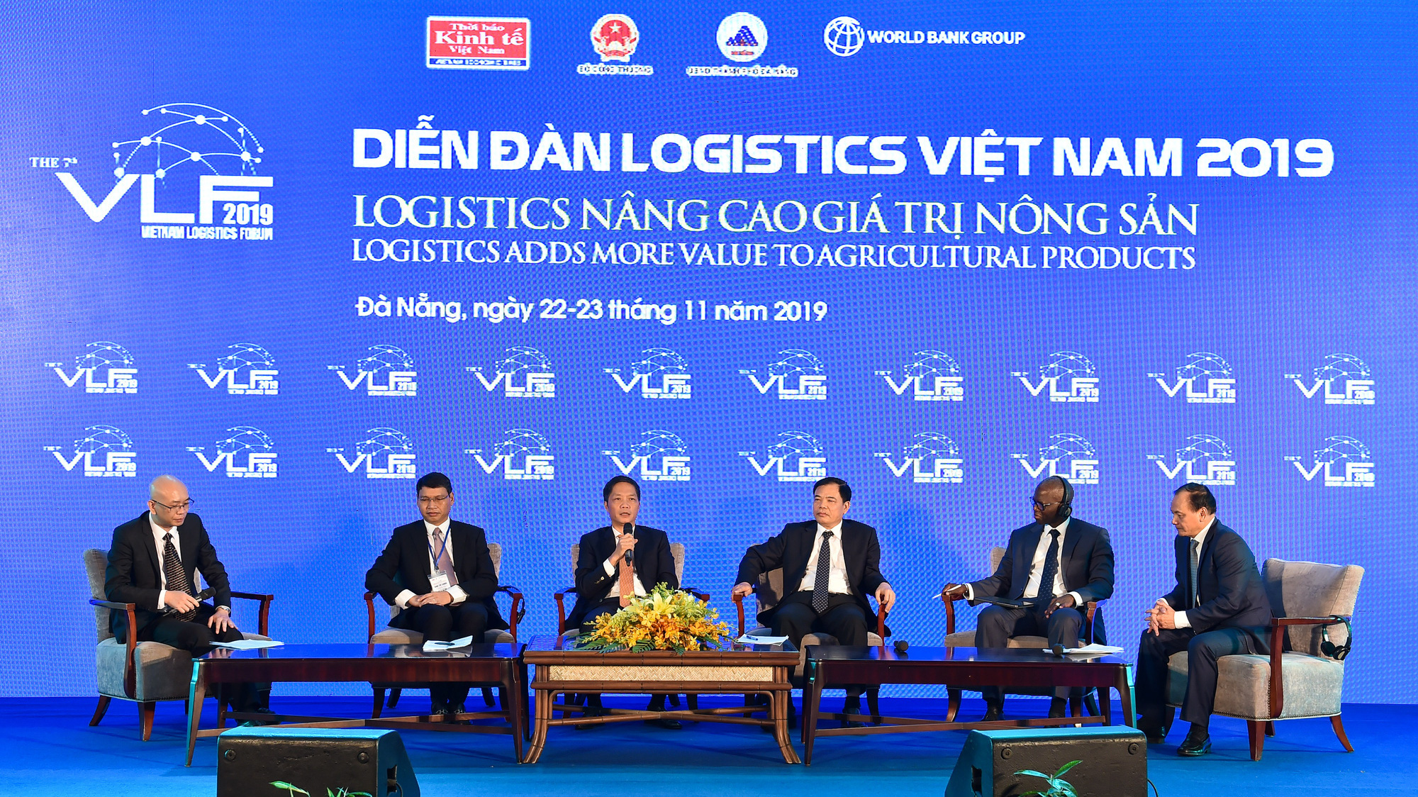 Cần tập trung xây dựng và phát triển các loại hình doanh nghiệp logistics có năng lực cạnh tranh cao - Ảnh: Việt Tuấn.