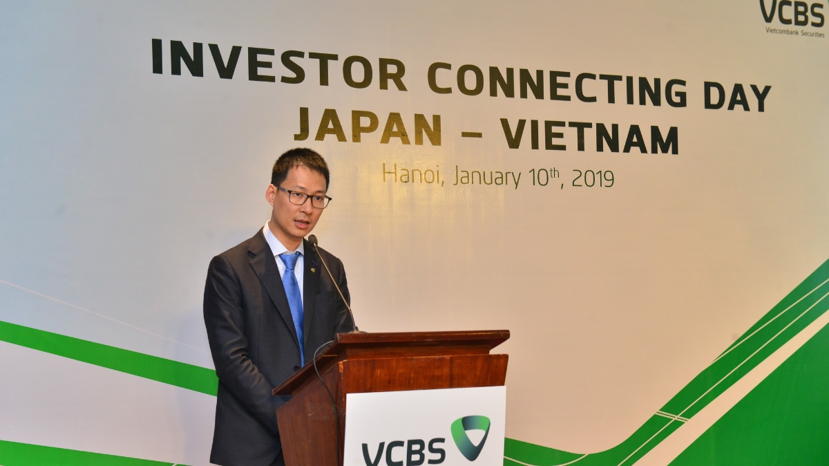 Ông Lê Mạnh Hùng - Giám đốc VCBS phát biểu tại buổi hội thảo kết nối nhà đầu tư Nhật Bản tại Việt Nam.