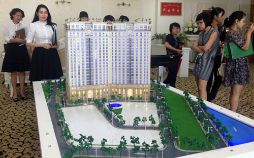 Tổng số tiền sử dụng đất tại dự án D’. Le Pont D’or của Tân Hoàng Minh được gia hạn là hơn 142 tỷ đồng.<br>