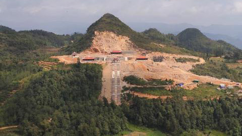 Bộ Văn hóa - Thể thao và Du lịch cho rằng, dự án du lịch tâm linh Lũng Cú không đúng quy hoạch. Ảnh minh họa. 