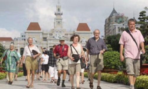 Năm 2011 ngành du lịch đặt mục tiêu đón 5,3 triệu khách quốc tế 