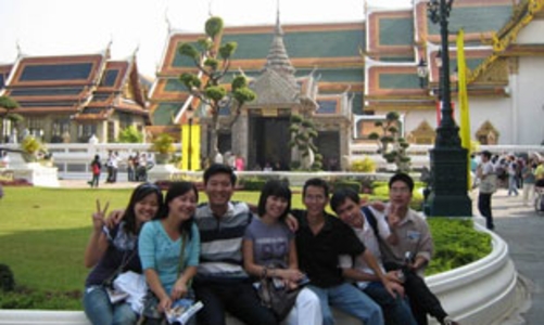 Yêu cầu hạn chế đưa khách du lịch Việt Nam ra nước ngoài