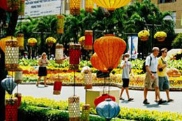 Du lịch dịp Tết Nguyên đán luôn nhộn nhịp.