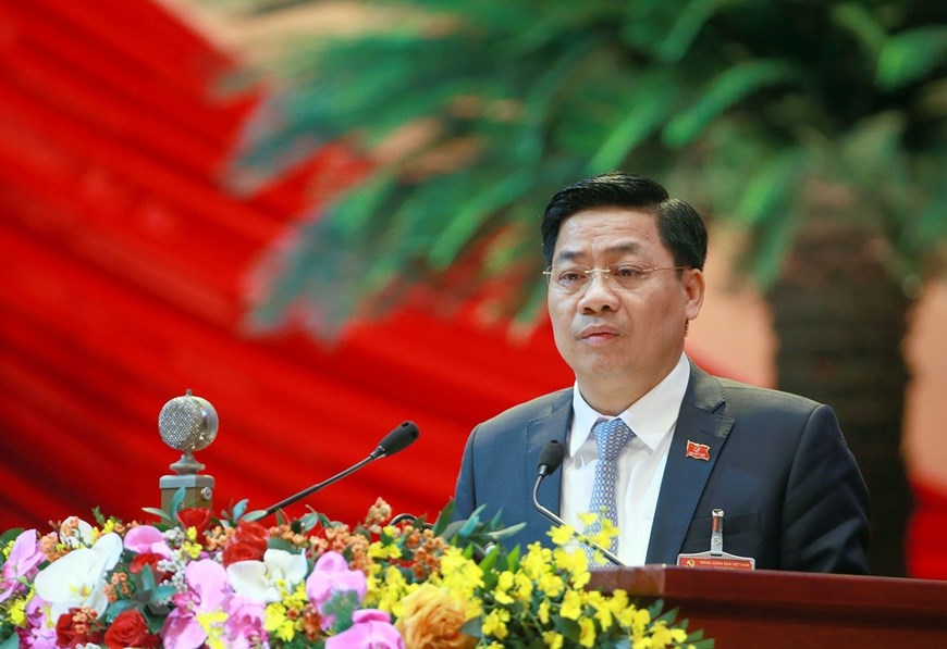 Đồng chí Dương Văn Thái, Bí thư Tỉnh ủy Bắc Giang tham luận về vấn đề 