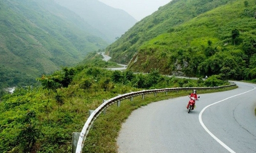 Hơn 2.500 tỷ làm đường nối cao tốc Nội Bài - Lào Cai lên Sapa