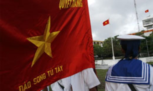 Yêu cầu Trung Quốc ngừng tuần tra ở Trường Sa