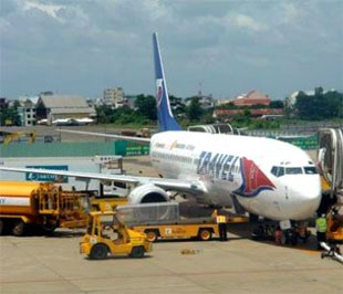 Sẽ có thêm nhà cung cấp nhiên liệu mới được cấp phép kinh doanh để hạn chế sự độc quyền của Vinapco - Ảnh: TL.