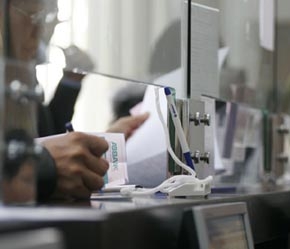 Dự báo khối lượng giao dịch sẽ tiếp tục được duy trì trong những phiên tới, khi nhiều nhà đầu tư đang chờ những phiên điều chỉnh để mua vào.