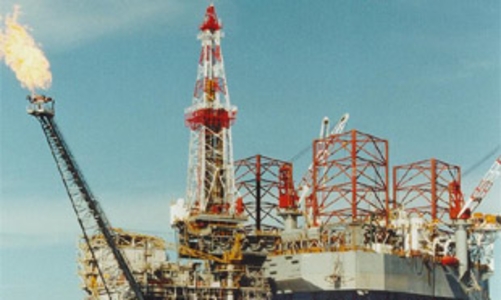 Công nghiệp 8 tháng: Trái chiều hai nửa “nặng”, “nhẹ”