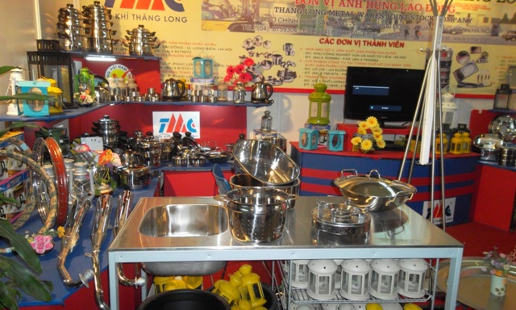 Các sản phẩm như: khuôn mẫu , bình siêu tốc, đèn bão, xoong inox… đã và đang là sản phẩm mũi, được khách hàng đánh giá cao bởi chất lượng tốt, kiểu dáng đa dạng, giá thành hợp lý.