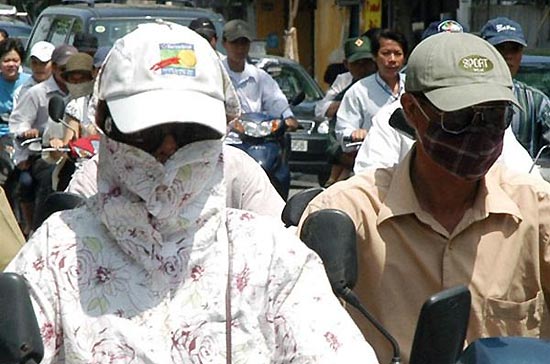 Tình trạng ô nhiễm không khí tại các thành phố lớn ngày càng gia tăng - Ảnh: anninhthudo.vn