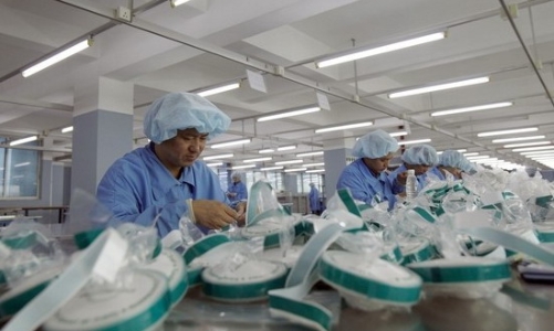 Trung Quốc thoát thâm hụt thương mại