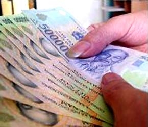 Dự báo, tỷ lệ người có thu nhập bằng lương tối thiểu sẽ giảm từ 4,36% năm 2006 xuống còn 2,32% vào năm 2010.