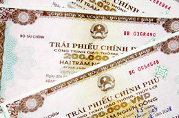 Qua thông tin từ Sở Giao dịch Chứng khoán Hà Nội (HNX), trong tháng 4 và tháng 5/2010, sàn này đã đấu thầu thành công khoảng 9.400 tỷ đồng trái phiếu Chính phủ.
