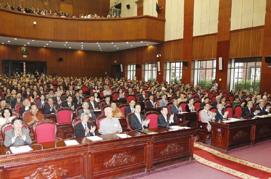 Vì lý do thời gian nên có nhiều báo cáo sẽ không được trình bày tại hội trường mà chỉ được gửi đến đại biểu Quốc hội.