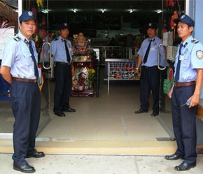 Dịch vụ bảo vệ sẽ không cần nhiều đến sức người, nhờ có sự hỗ trợ của công nghệ hiện đại.