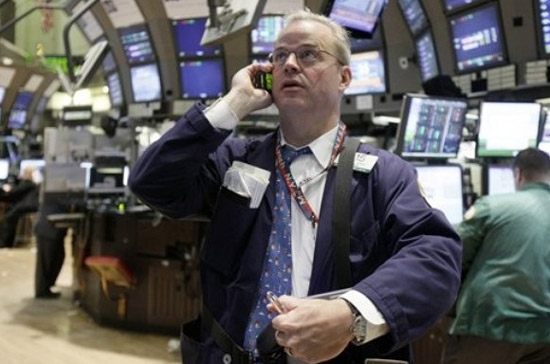 Trong tuần, chỉ số Dow Jones tăng 0,76%, chỉ số S&P 500 tiến thêm 2,61% và chỉ số Nasdaq tiến thêm 1,32% - Ảnh: Reuters.
