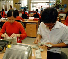 Sacombank khai thác vốn ngoại để chủ động hơn về vốn trung và dài hạn.