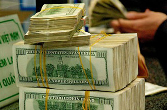 Từ giữa tháng 3 đến nay, trạng thái ngoại tệ của hệ thống tổ chức tín dụng liên tục dương và trong hầu hết các ngày số ngoại tệ mua được lớn hơn số ngoại tệ bán ra.